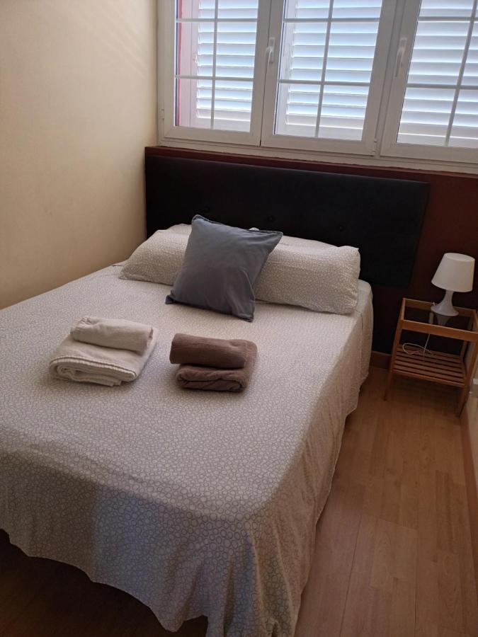 Apartamentos Bahia De Huelin Malaga Bagian luar foto