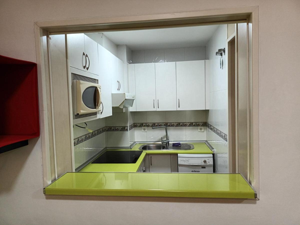 Apartamentos Bahia De Huelin Malaga Bagian luar foto