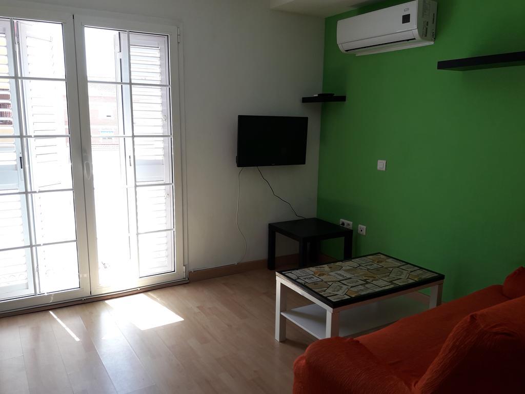 Apartamentos Bahia De Huelin Malaga Bagian luar foto