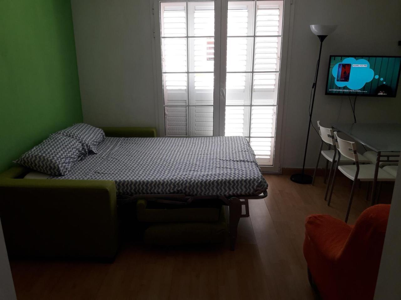 Apartamentos Bahia De Huelin Malaga Bagian luar foto